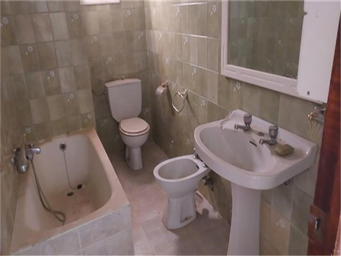 Image No.14-3 Bed Townhouse for sale