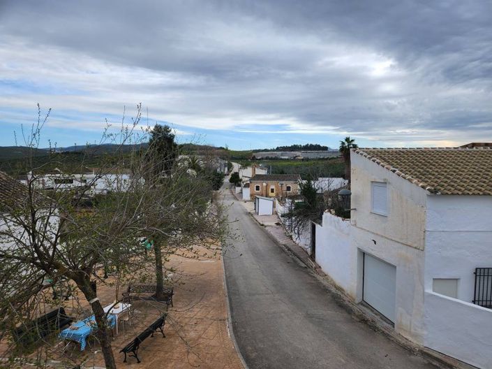 Image No.10-4 Bed Townhouse for sale