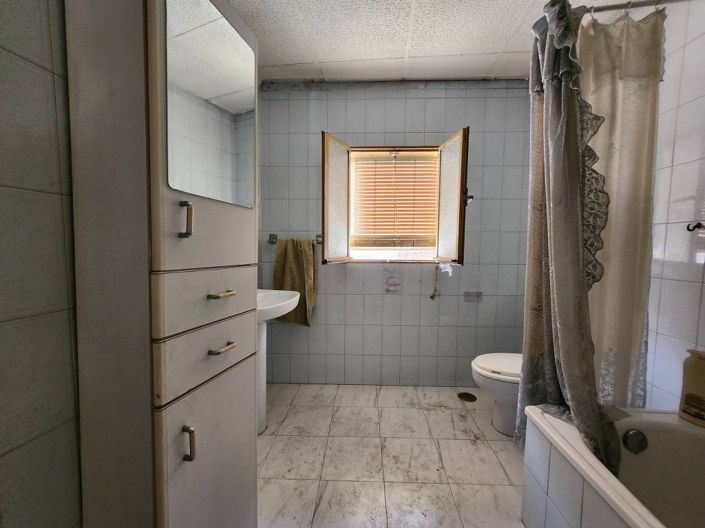 Image No.20-Maison de ville de 4 chambres à vendre à Luque