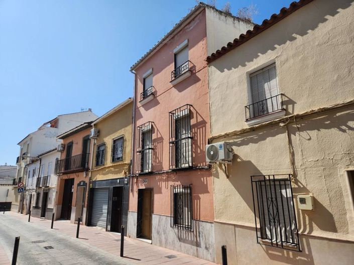 Image No.15-5 Bed Townhouse for sale