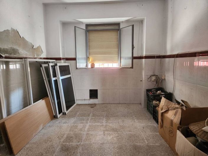 Image No.7-5 Bed Townhouse for sale