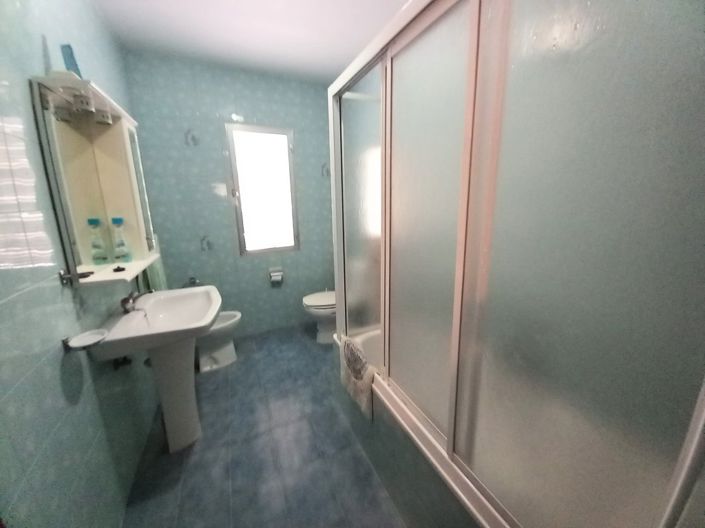 Image No.24-4 Bed Country House for sale