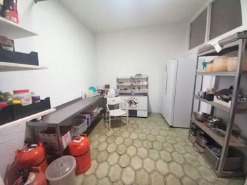 full143698464179011
