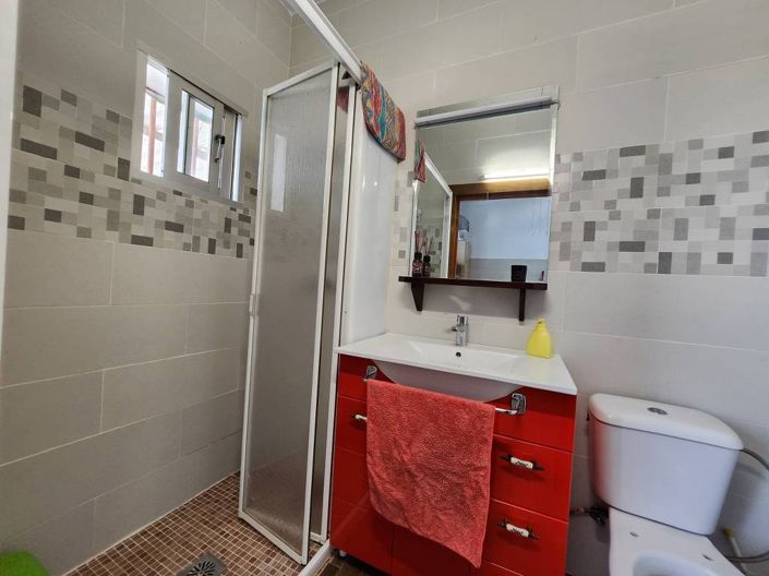 Image No.17-3 Bed Chalet for sale