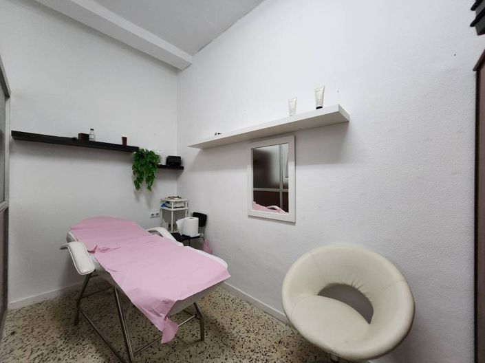 Image No.11-Commercial à vendre à Rute