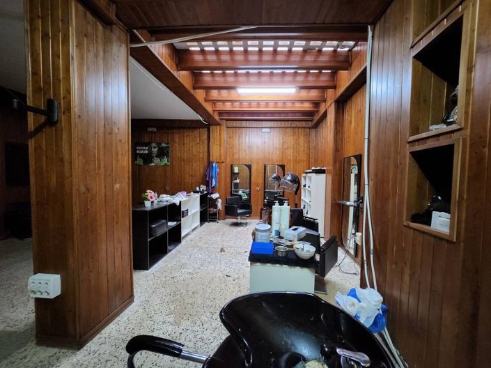 Image No.9-Commercial à vendre à Rute