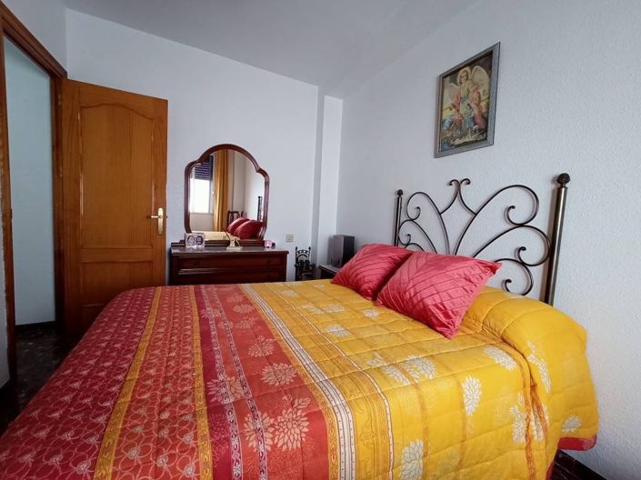 Image No.6-Maison de ville de 5 chambres à vendre à Rute