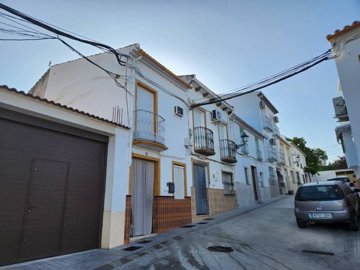3 Bed Townhouse for sale