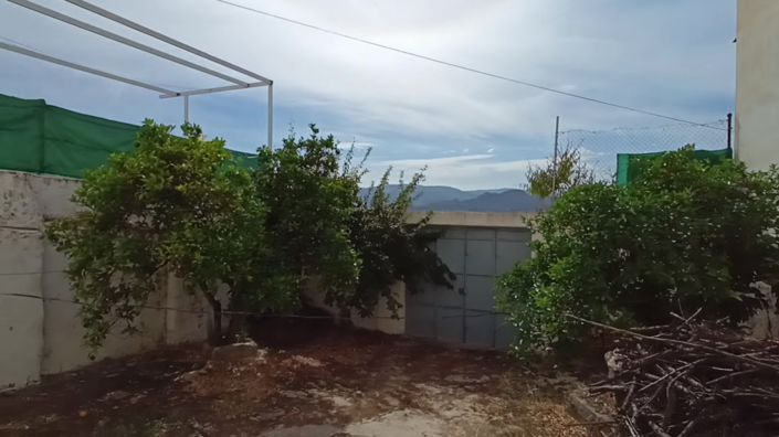 Image No.19-3 Bed Townhouse for sale