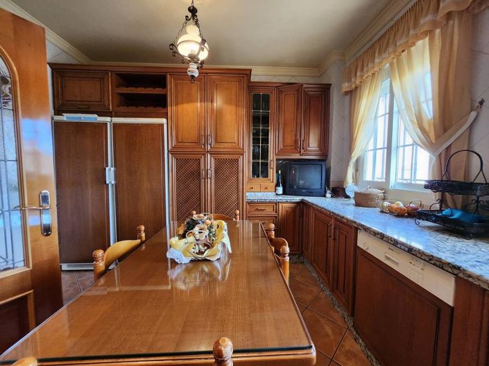 Image No.4-4 Bed Townhouse for sale