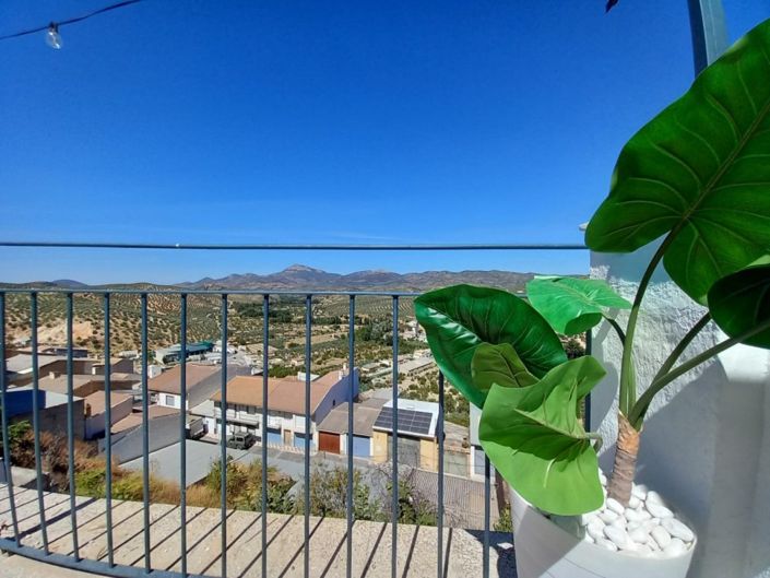 Image No.16-3 Bed Townhouse for sale