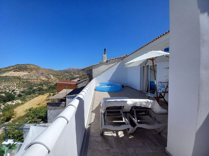 Image No.28-3 Bed Townhouse for sale