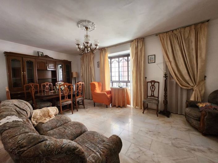 Image No.3-3 Bed Apartment for sale