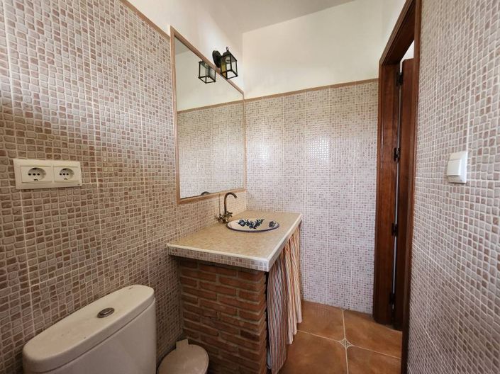 Image No.11-3 Bed Chalet for sale