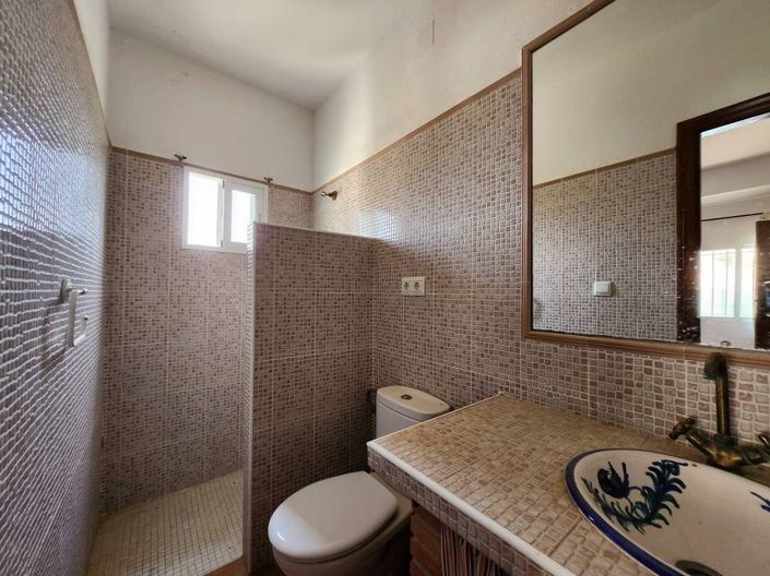 Image No.13-3 Bed Chalet for sale