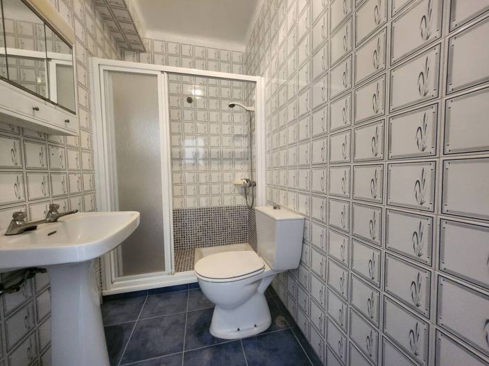 Image No.14-3 Bed Townhouse for sale