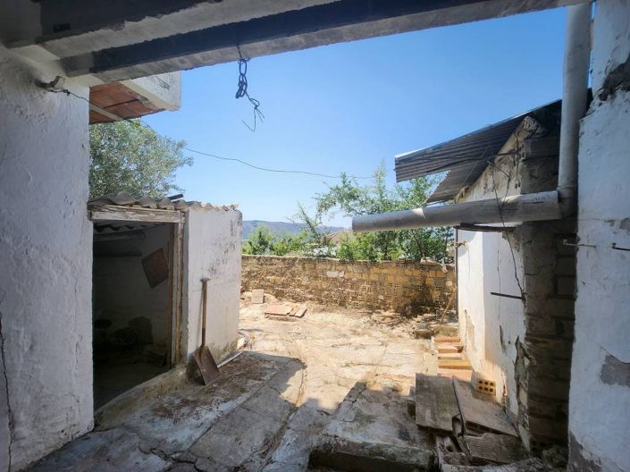 Image No.17-3 Bed Townhouse for sale