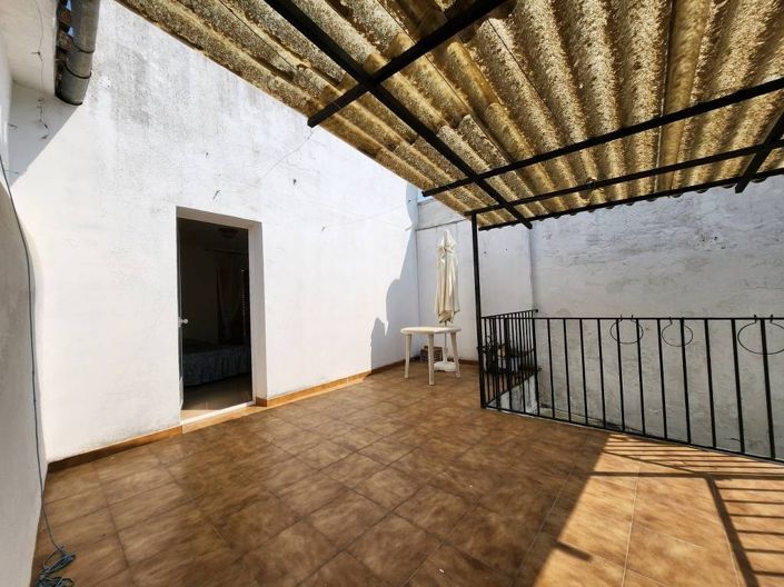 Image No.7-5 Bed Townhouse for sale