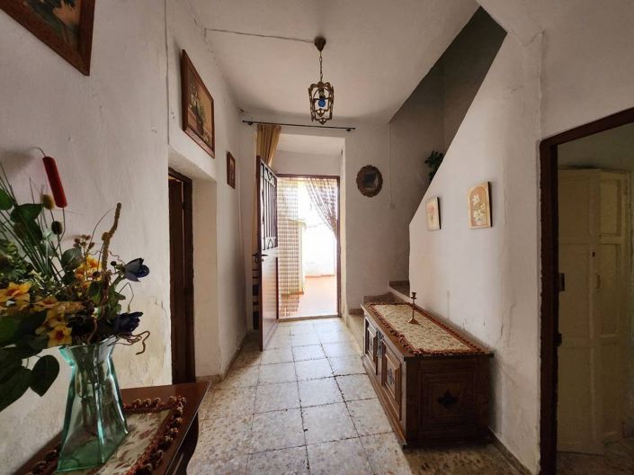 Image No.7-4 Bed Townhouse for sale