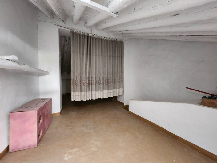 Image No.17-3 Bed Townhouse for sale