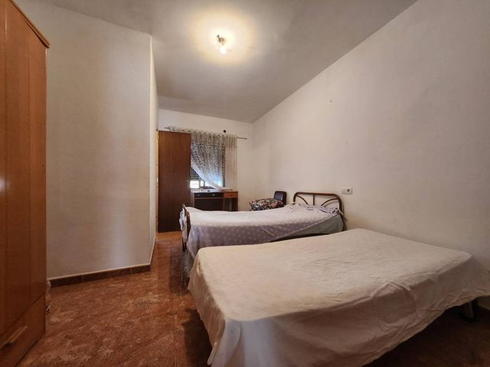 Image No.10-3 Bed Townhouse for sale