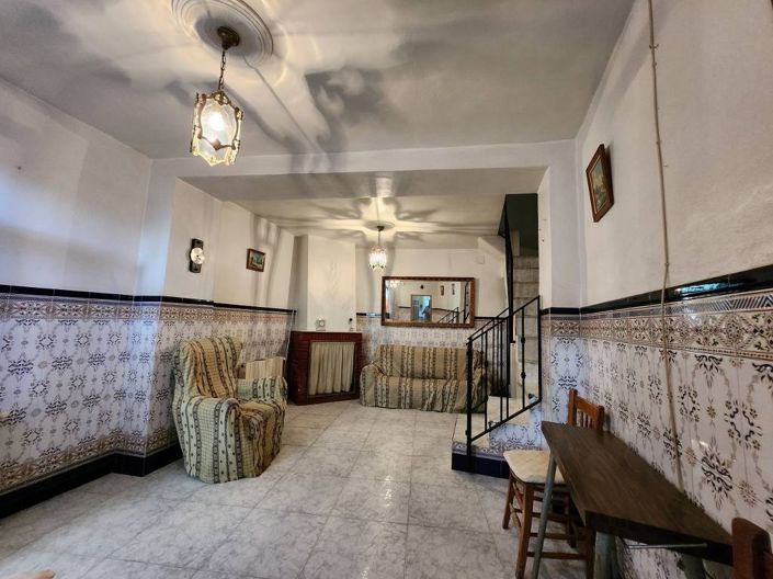 Image No.8-Maison de ville de 5 chambres à vendre à Luque