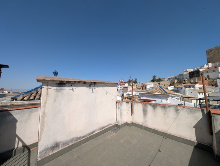 Image No.33-3 Bed Townhouse for sale