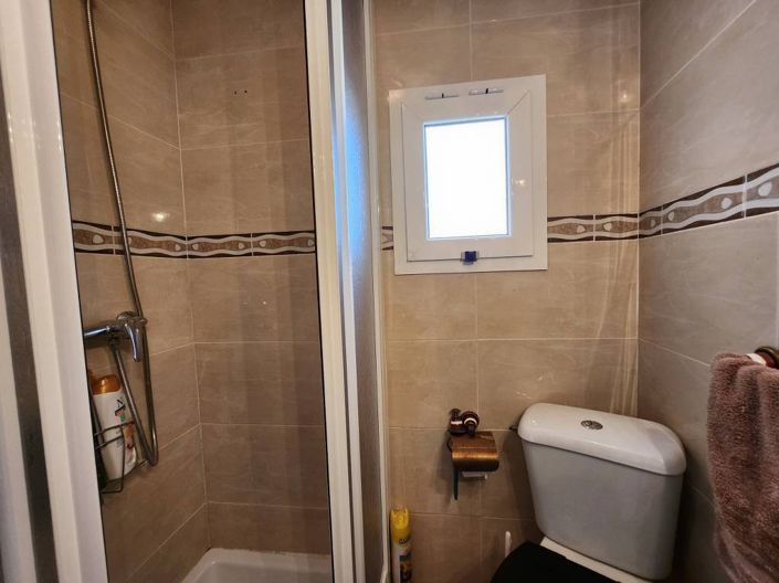 Image No.20-3 Bed Townhouse for sale
