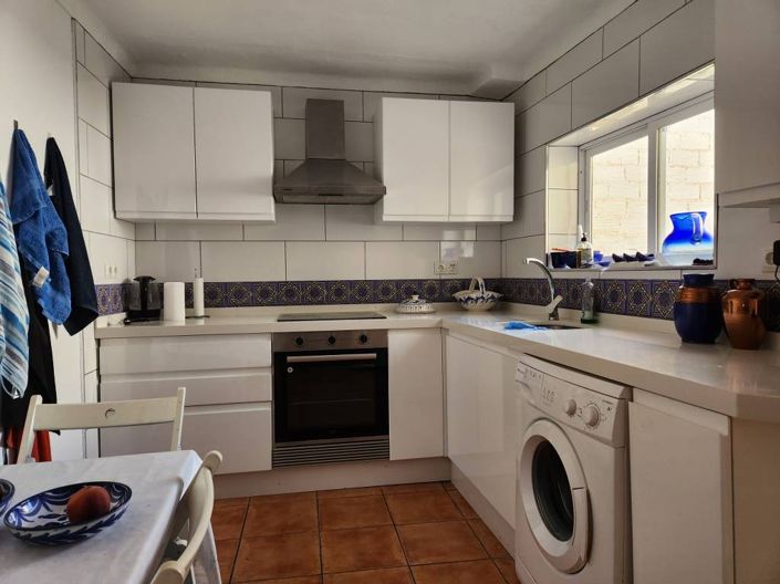 Image No.4-3 Bed Townhouse for sale
