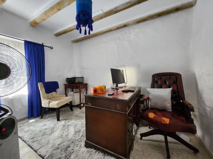 Image No.8-3 Bed Townhouse for sale