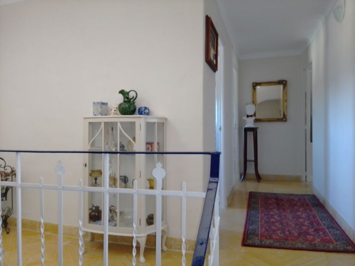 Image No.20-3 Bed Townhouse for sale