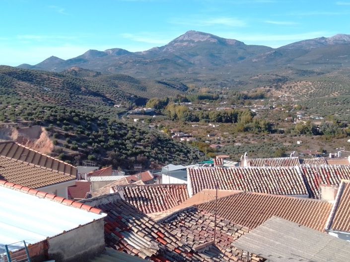 Image No.40-3 Bed Townhouse for sale