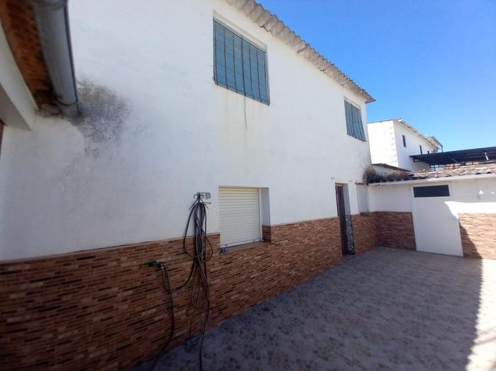 Image No.33-3 Bed Bungalow for sale