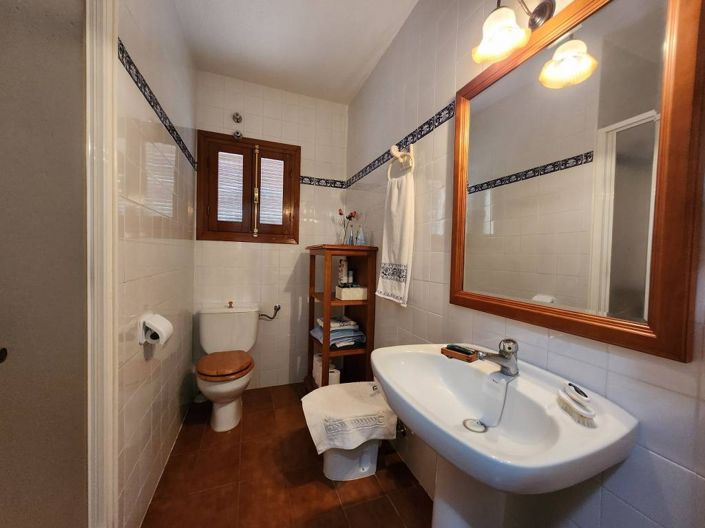 Image No.15-3 Bed Chalet for sale