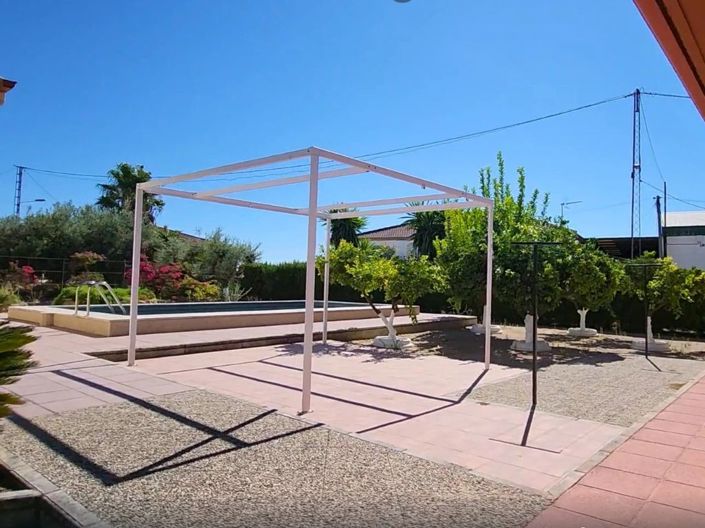 Image No.20-3 Bed Chalet for sale