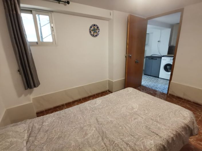 Image No.21-4 Bed Townhouse for sale