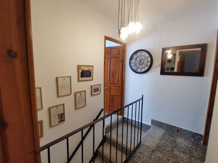 Image No.23-4 Bed Townhouse for sale