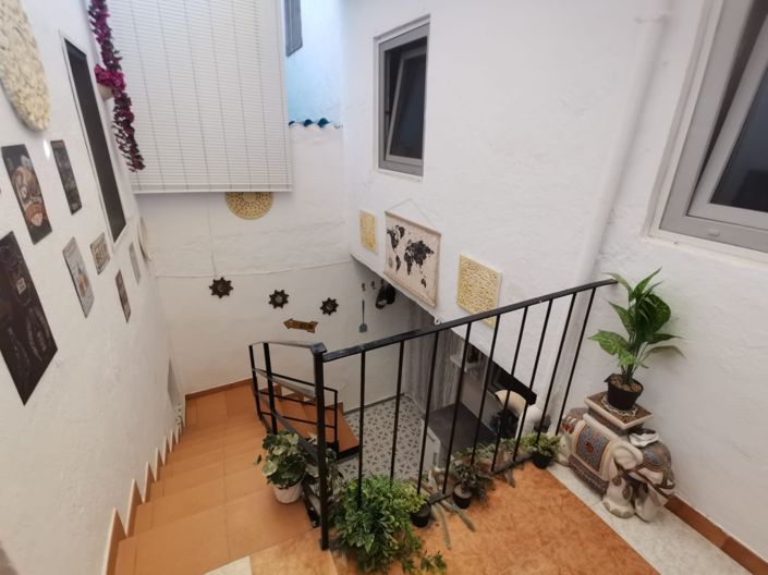 Image No.33-4 Bed Townhouse for sale