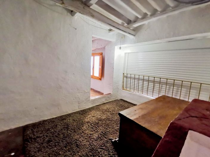 Image No.36-4 Bed Townhouse for sale