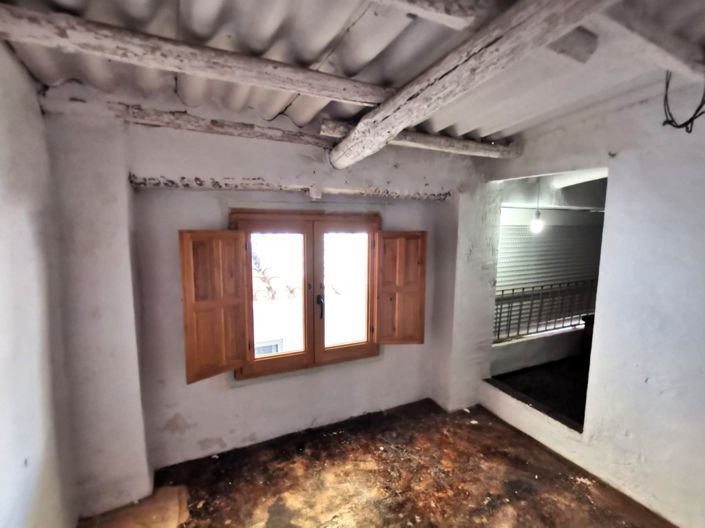 Image No.39-4 Bed Townhouse for sale