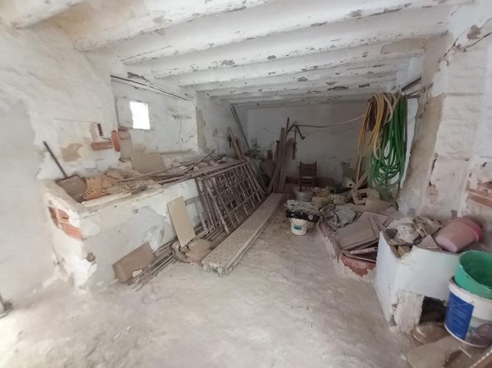 Image No.13-5 Bed Townhouse for sale