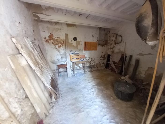 Image No.21-5 Bed Townhouse for sale