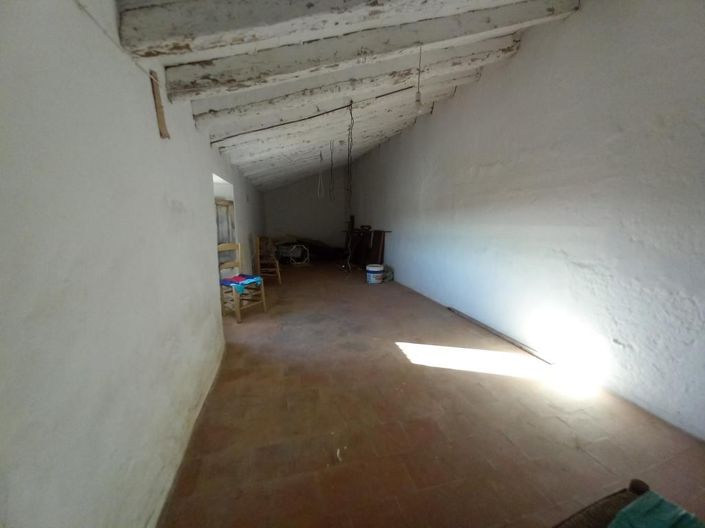 Image No.35-5 Bed Townhouse for sale