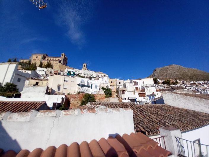 Image No.39-5 Bed Townhouse for sale