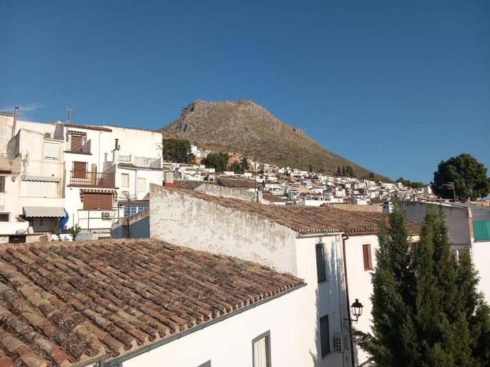 Image No.43-5 Bed Townhouse for sale