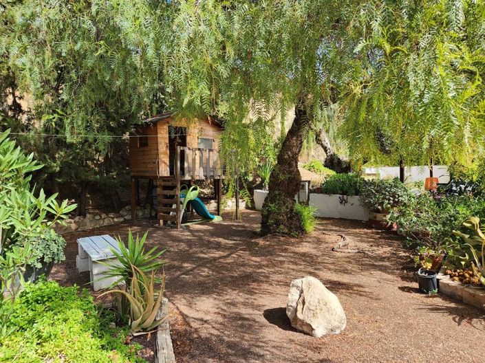 Image No.16-6 Bed Country House for sale