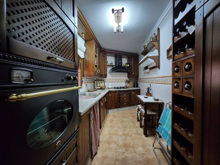 Image No.6-Appartement de 3 chambres à vendre à Luque