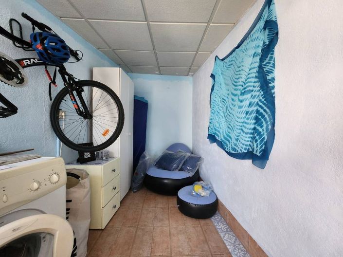 Image No.20-3 Bed Townhouse for sale