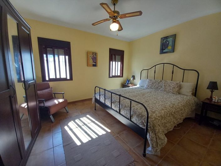 Image No.21-2 Bed Village House for sale