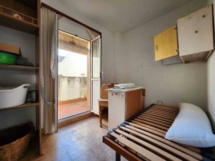 Image No.14-4 Bed Townhouse for sale